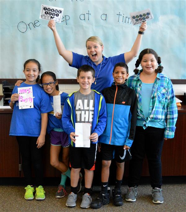 Dr. Rebecca Eberly and students 